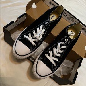 Black Converse W9 NIB